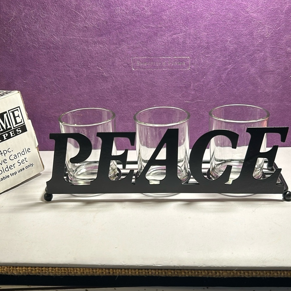 Home Scapes Candle Holder